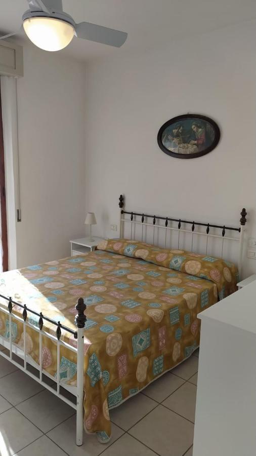Appartamento Marcella A Due Passi Dal Mare Marcelli Buitenkant foto